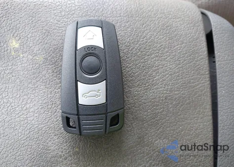 2011 BMW 328I z USA, uszkodzony, nr VIN WBADW7C58BE726546